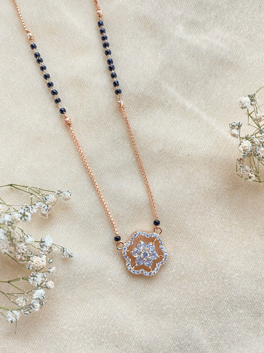 Solitaire Diamonds Flower Mangalsutra